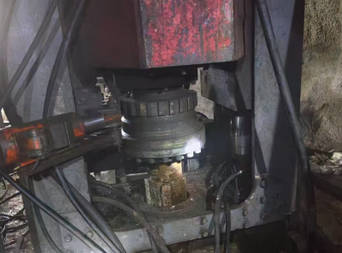 反井鉆機(jī)停機(jī)的操作程序、方法